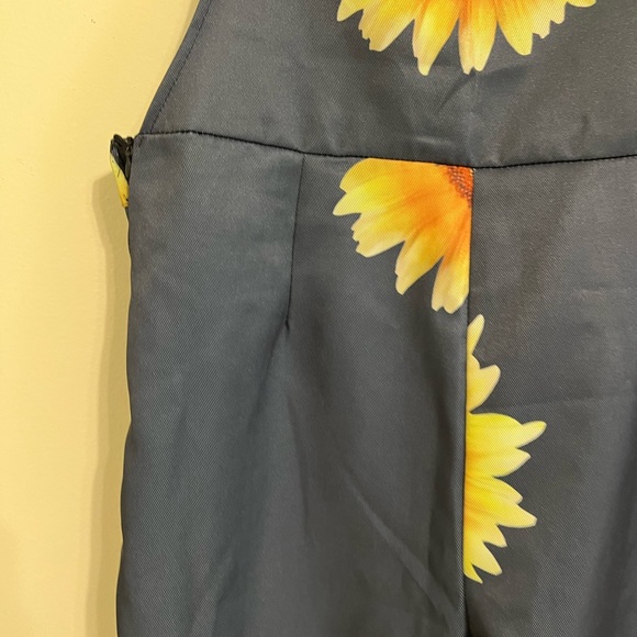 BLUE SUNFLOWER BIB SIDE ZIP COTTAGE CORE GRANNY CORE BOHO OVERALLS - Picture 3 of 13